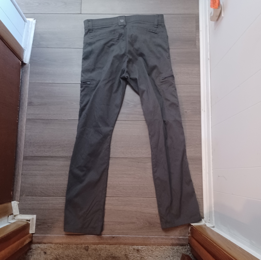 Stretch cargo pants